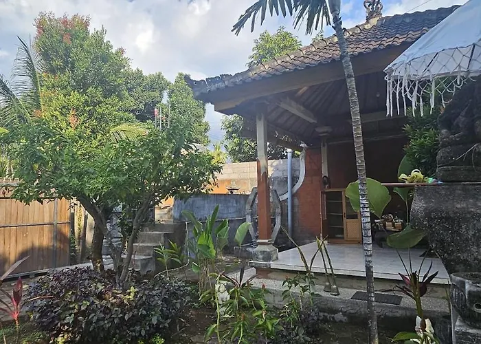 Lovina Mai Family Singaraja